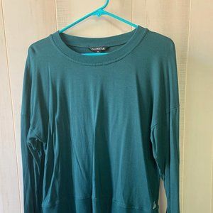 Outfitt – Green Shirt